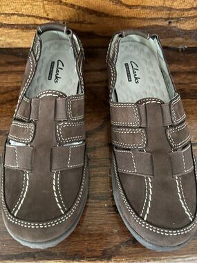 Clarks Men’s Brown Fisherman-Style Slip-On Sandals